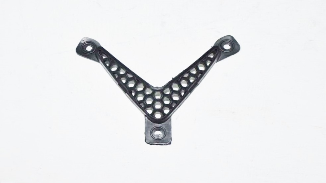 ÖN FAR PANELİ ÜST PLASTİĞİ DEKORU ( MYFORCE600E )